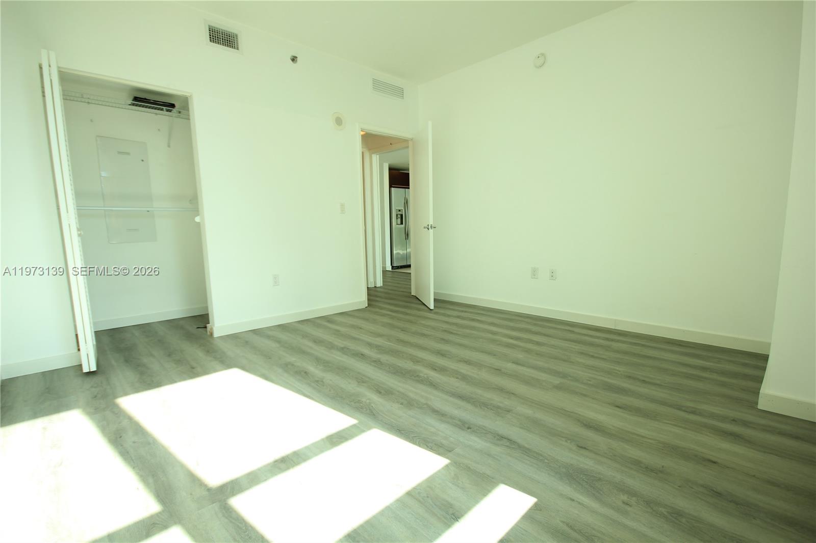 951 Brickell Ave #1409, Miami FL 33131