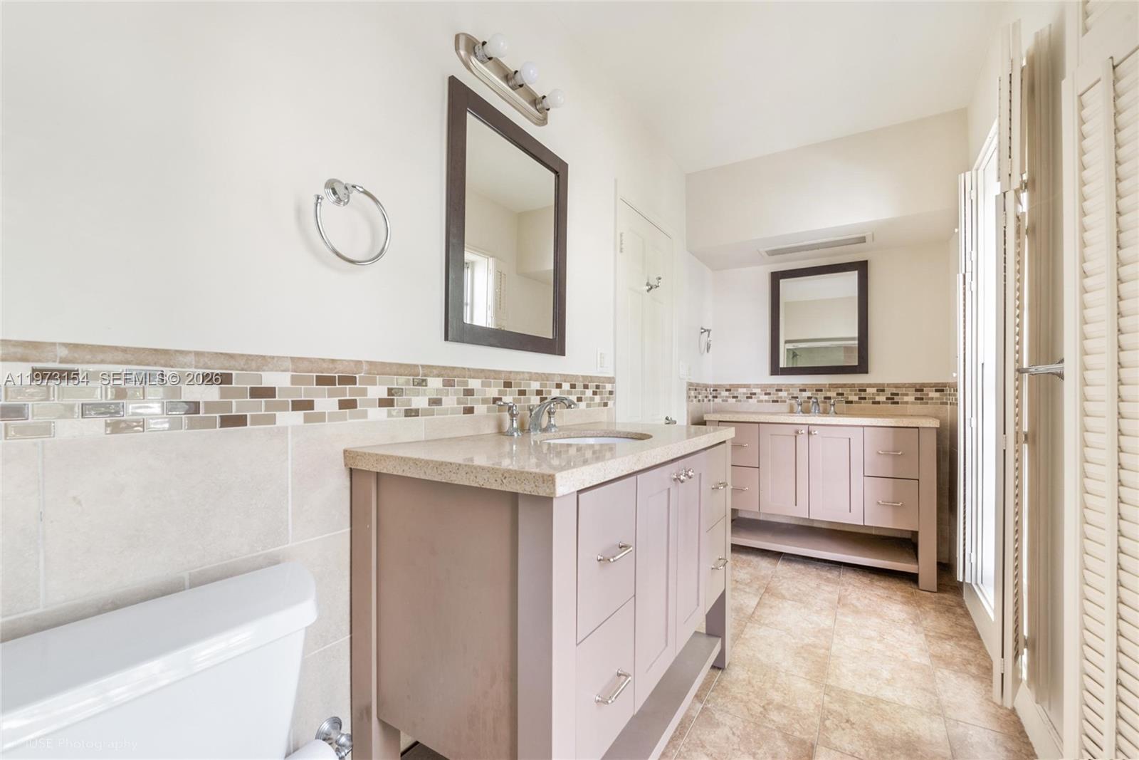 1265 S Alhambra Cir #B, Coral Gables FL 33146