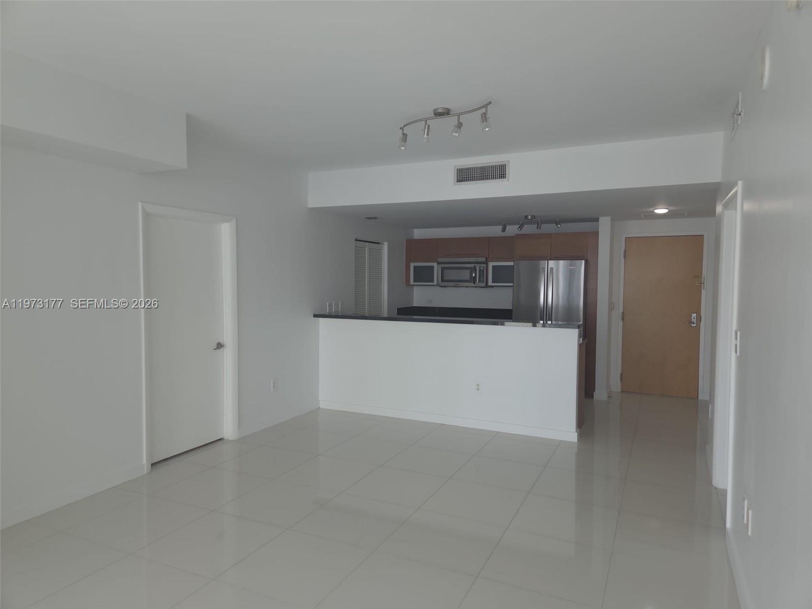 244 Biscayne Blvd #1510, Miami FL 33132