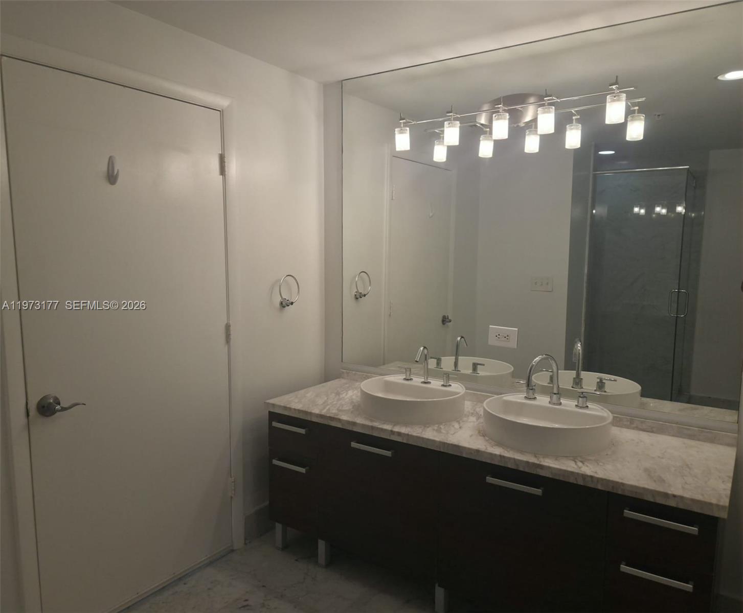 244 Biscayne Blvd #1510, Miami FL 33132