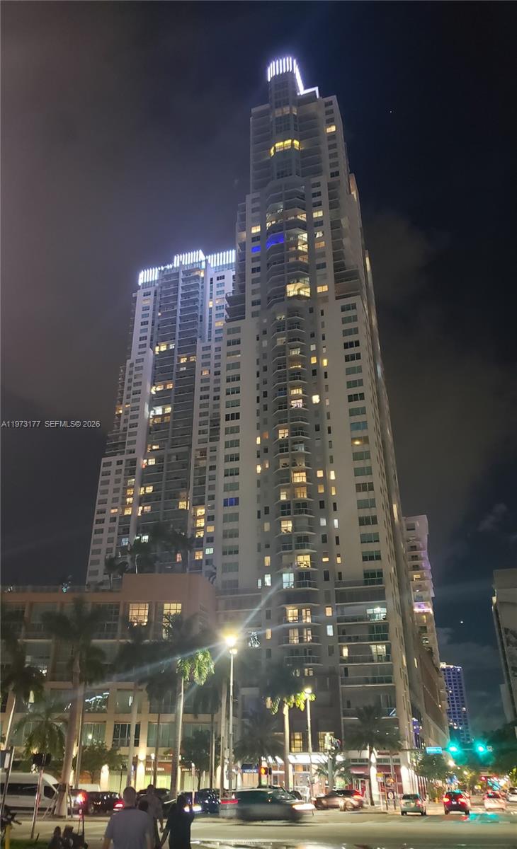 244 Biscayne Blvd #1510, Miami FL 33132