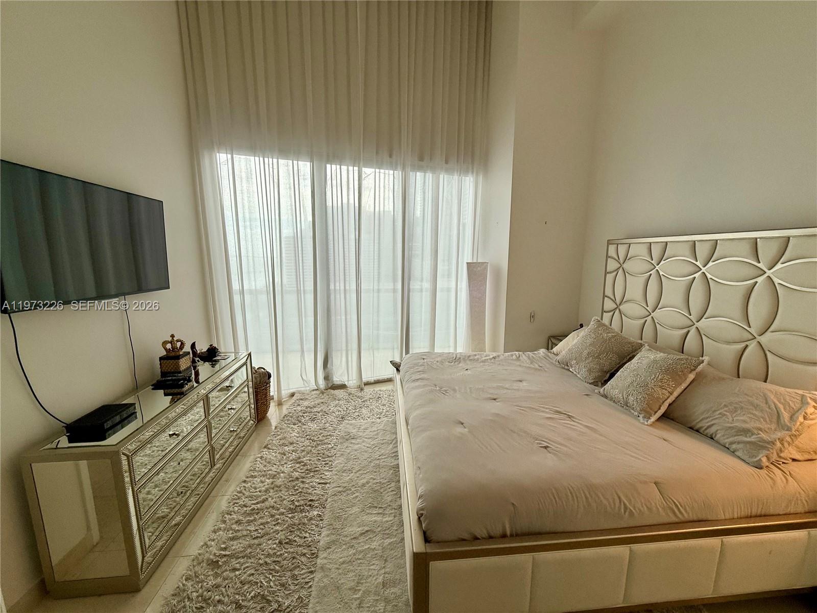 495 Brickell Ave #1403, Miami FL 33131