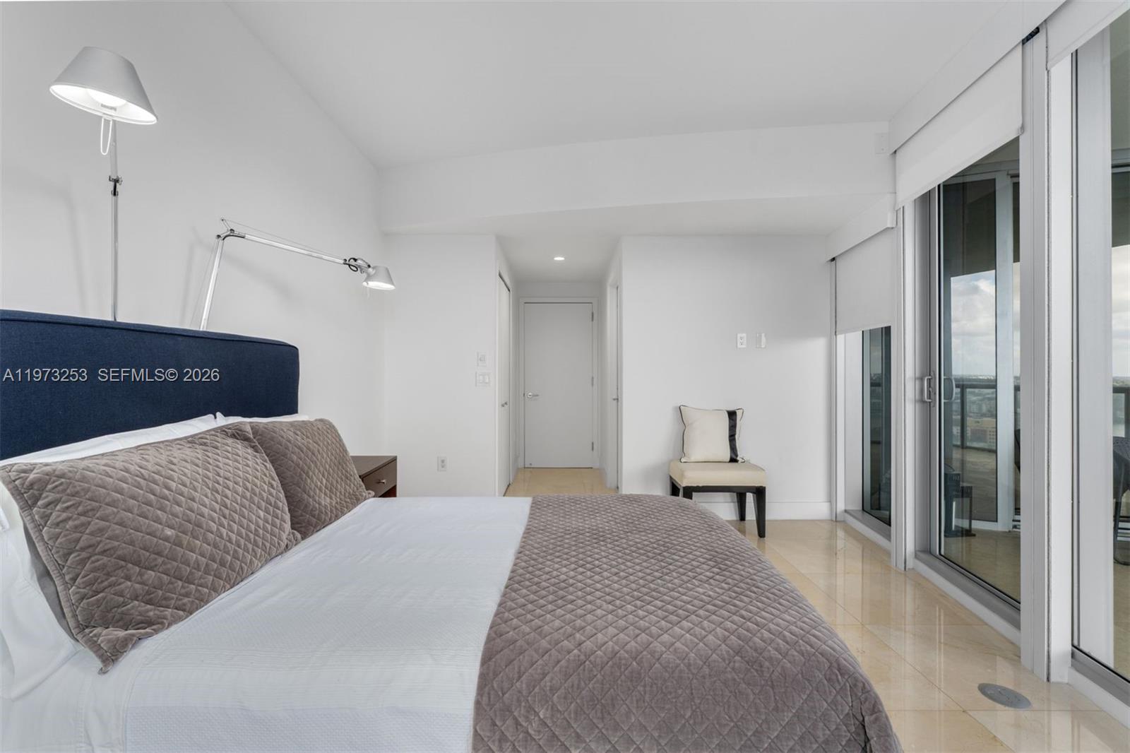 17121 Collins Ave #2405, Sunny Isles Beach FL 33160