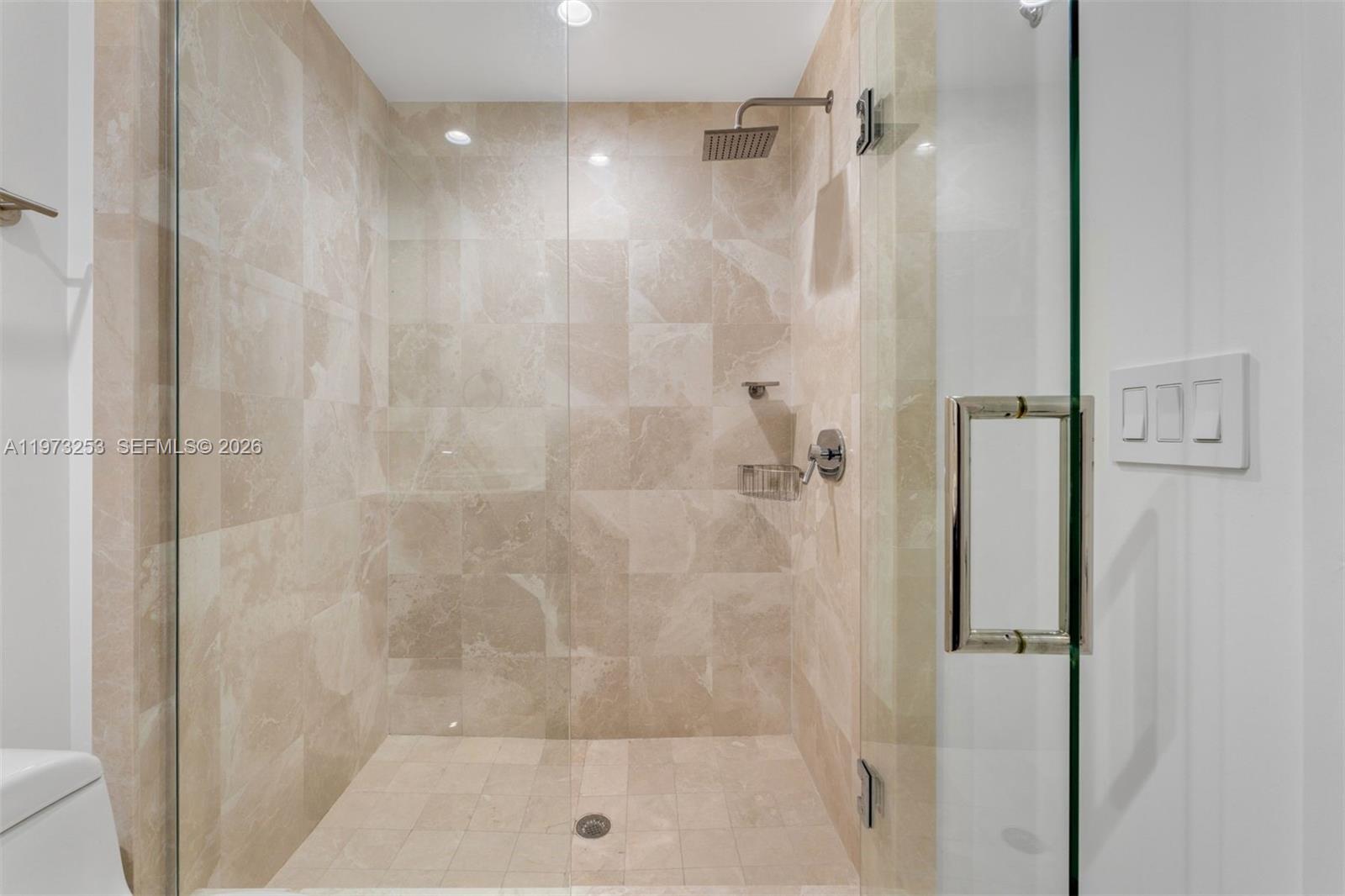 17121 Collins Ave #2405, Sunny Isles Beach FL 33160