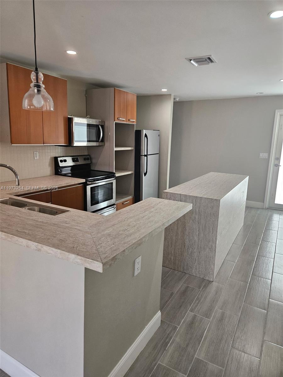 3906 NW 207th St Rd #3906, Miami Gardens FL 33055