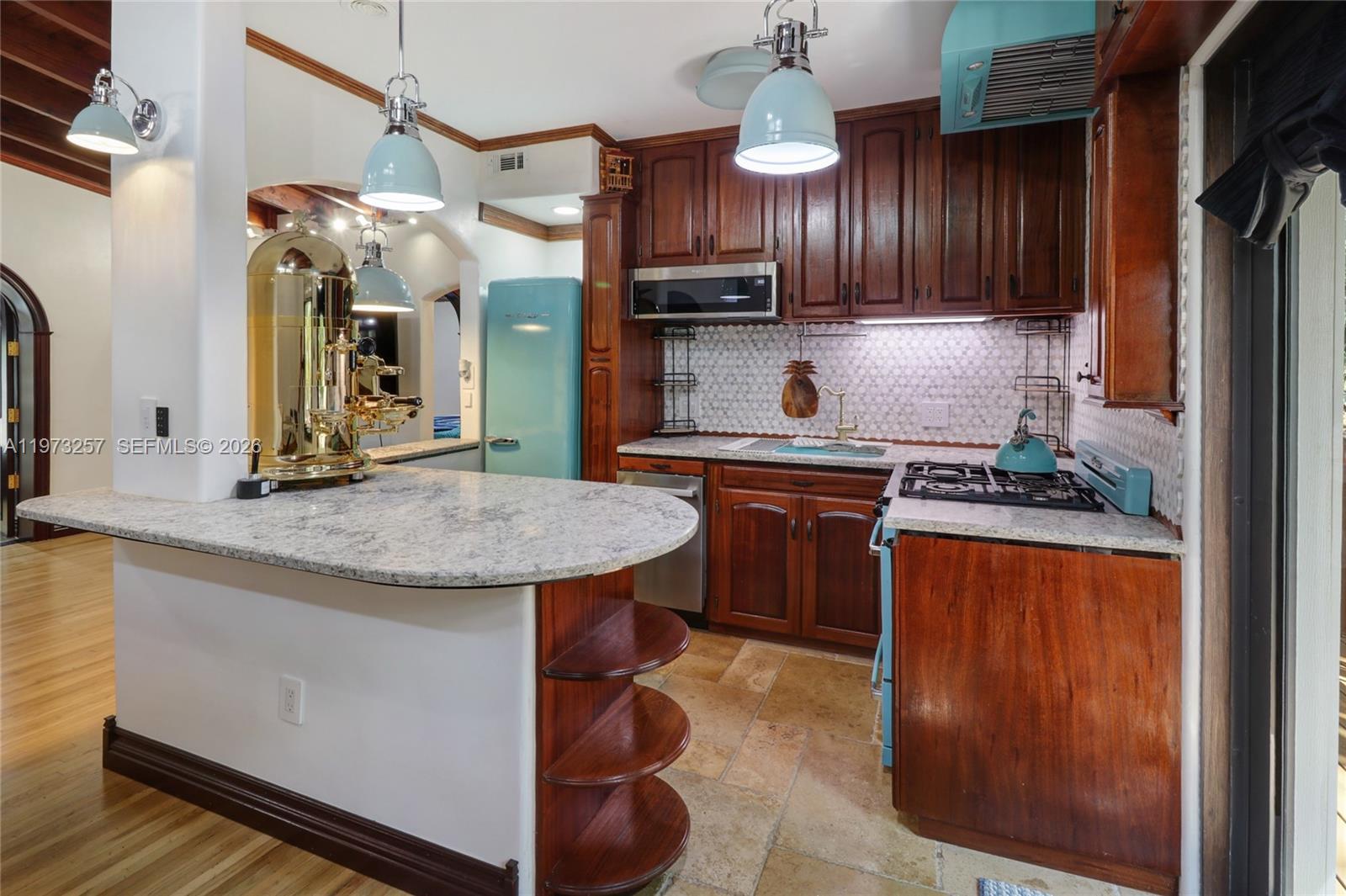 550 Quail Ave, Miami Springs FL 33166