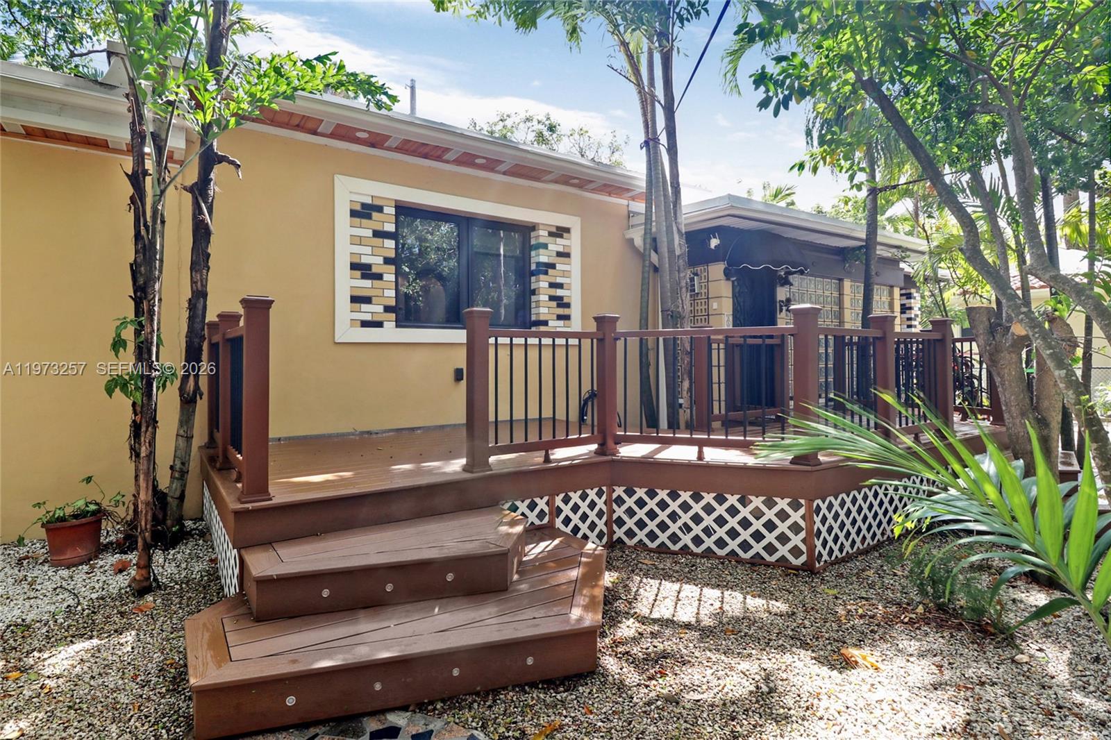 550 Quail Ave, Miami Springs FL 33166