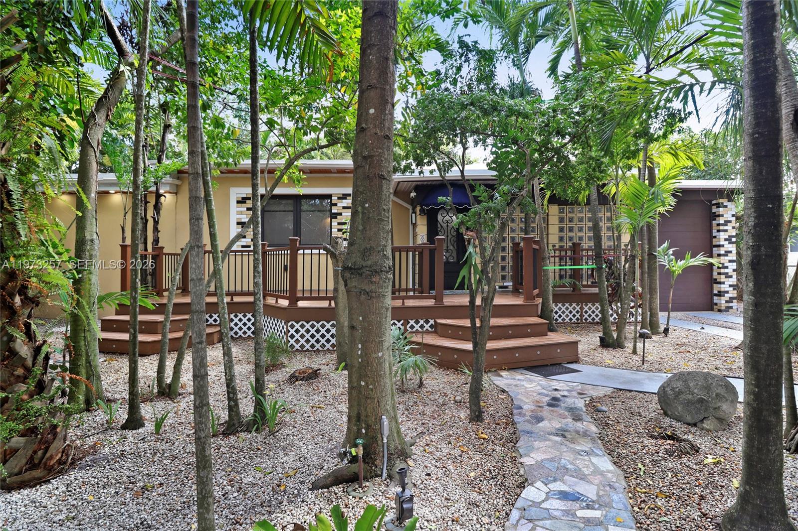 550 Quail Ave, Miami Springs FL 33166