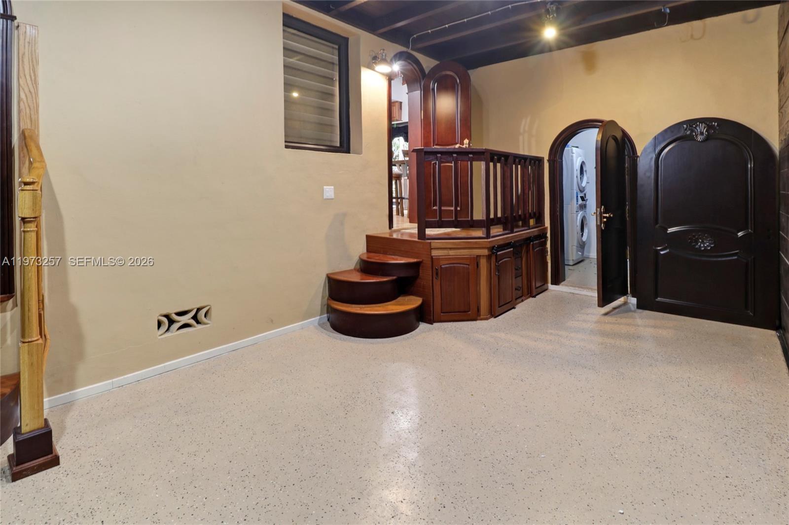 550 Quail Ave, Miami Springs FL 33166
