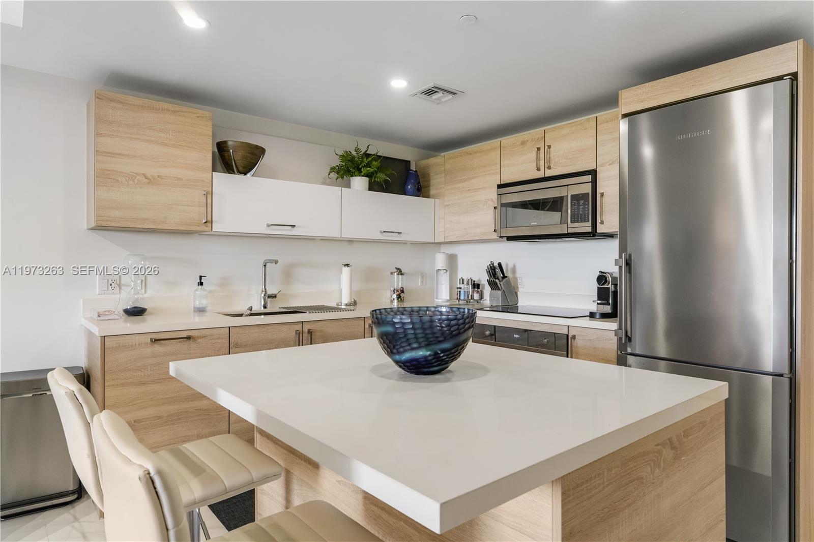 16385 Biscayne Blvd #1502, North Miami Beach FL 33160