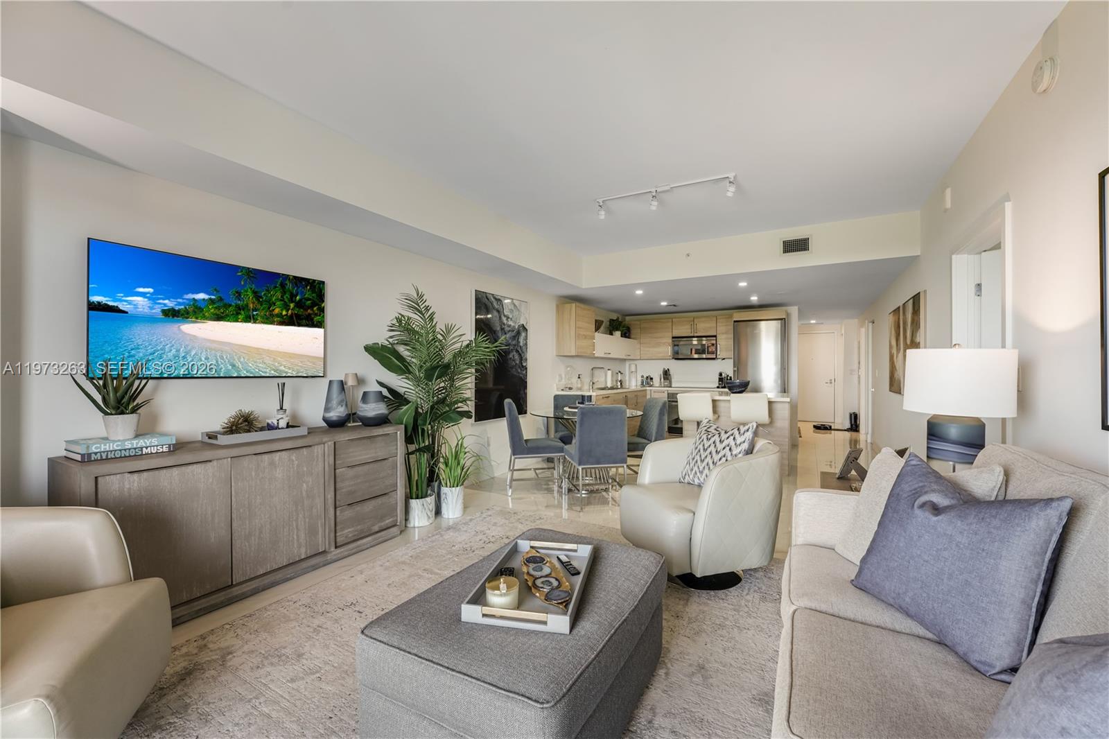 16385 Biscayne Blvd #1502, North Miami Beach FL 33160