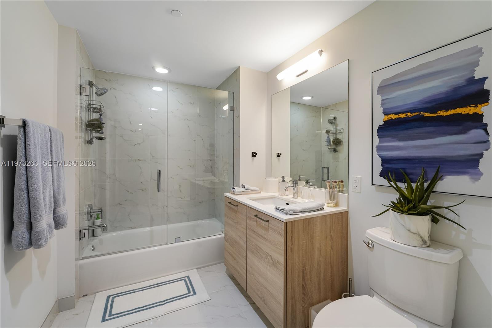 16385 Biscayne Blvd #1502, North Miami Beach FL 33160