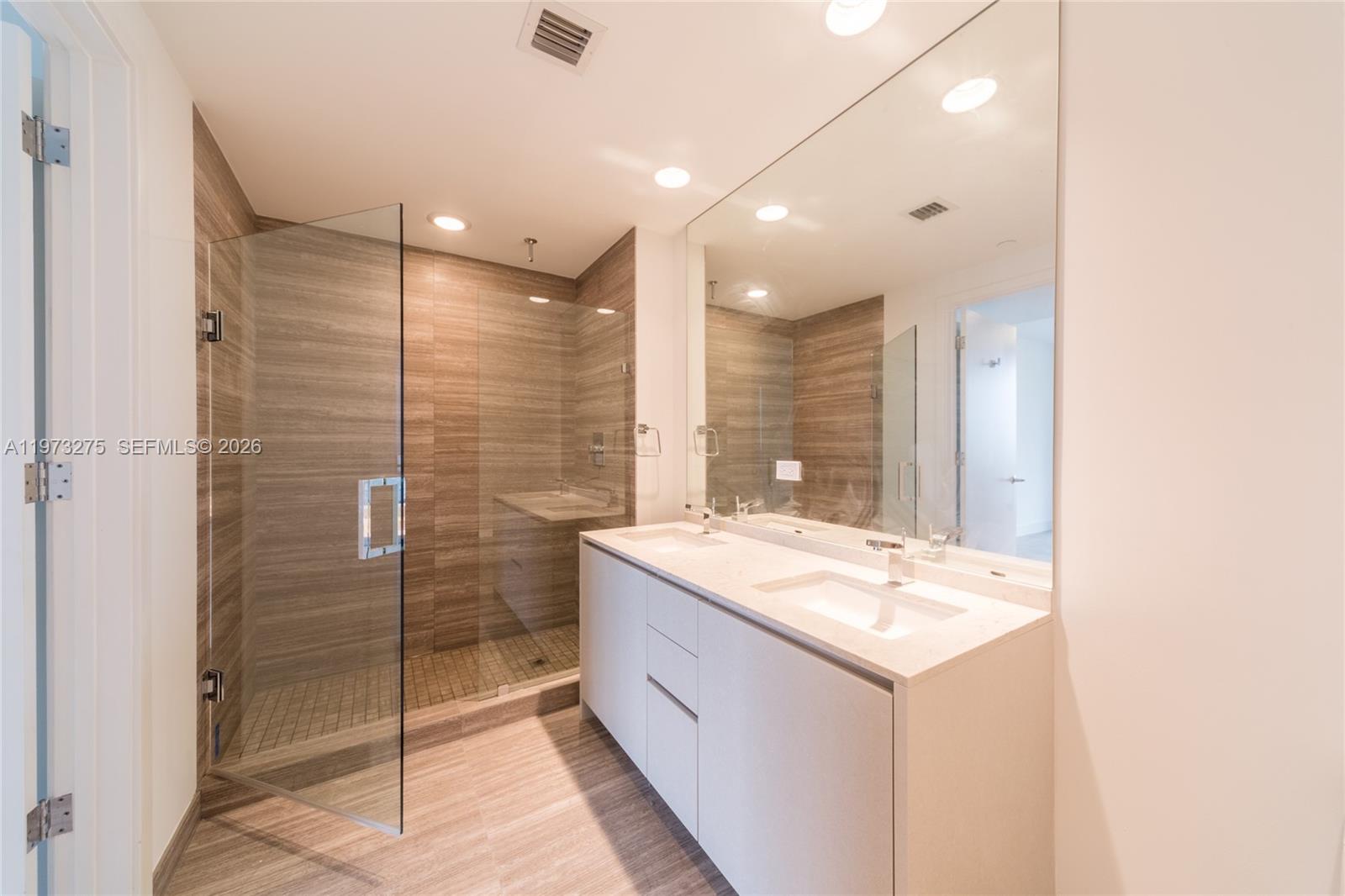 1010 Brickell Ave #2908, Miami FL 33131