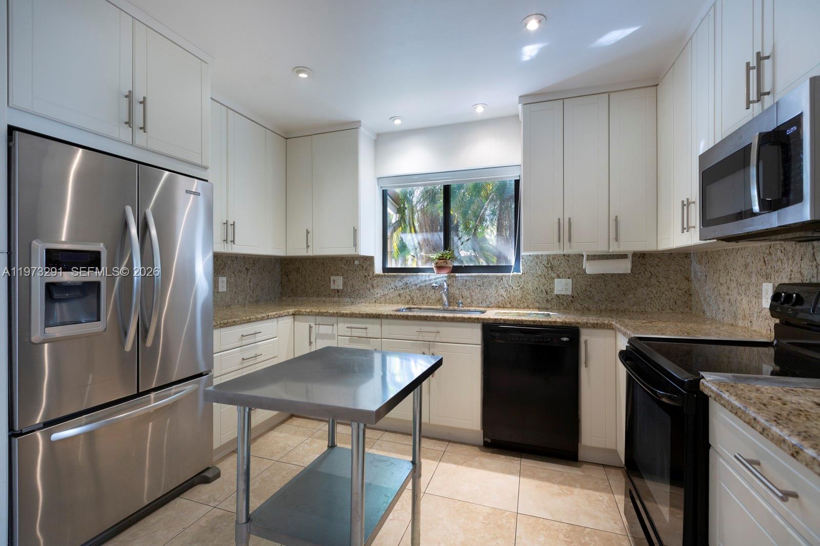 3721 SW 58th Ave, Miami FL 33155