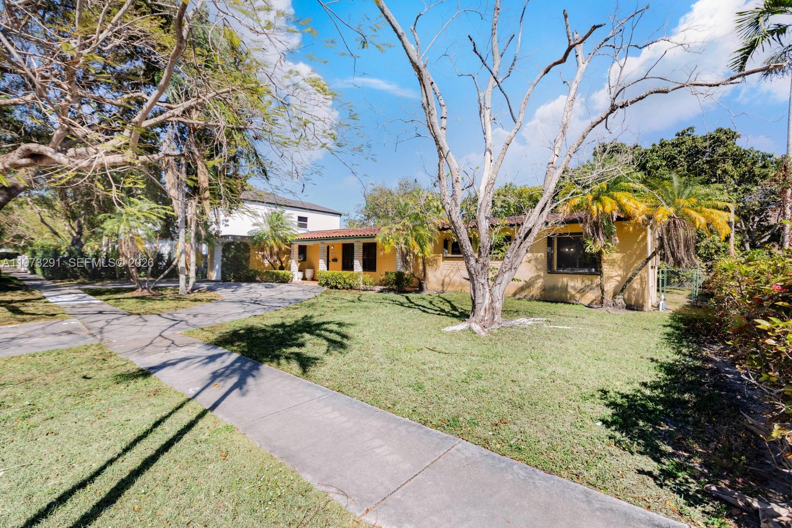 3721 SW 58th Ave, Miami FL 33155