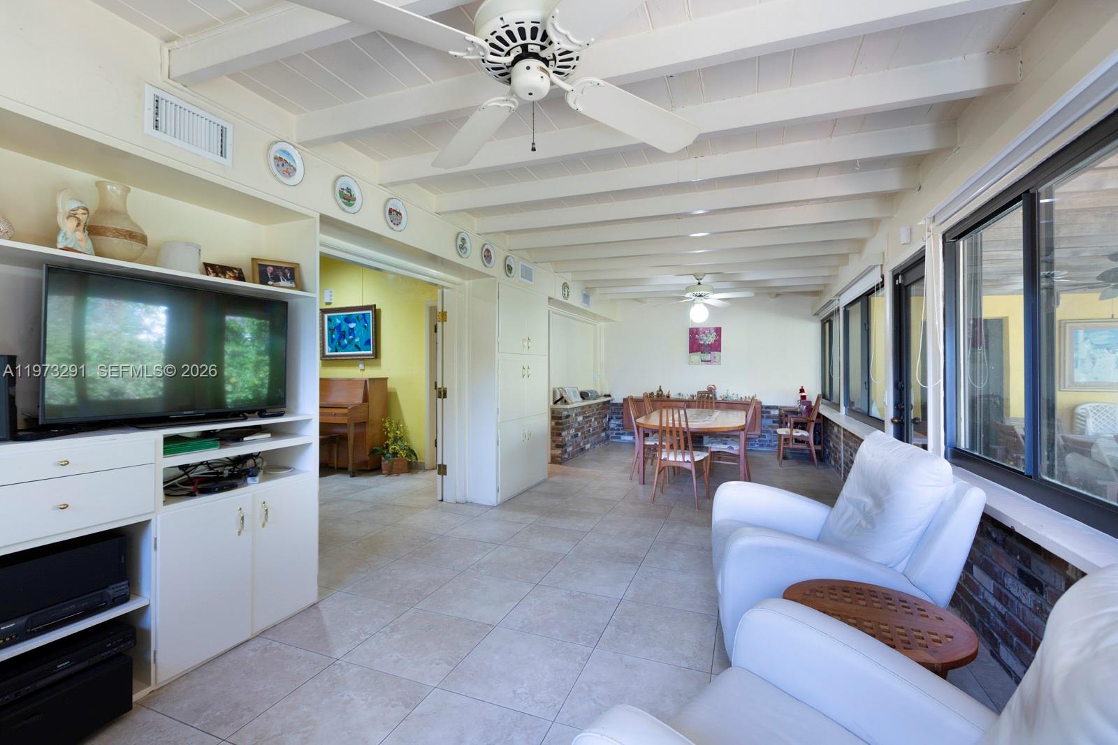3721 SW 58th Ave, Miami FL 33155