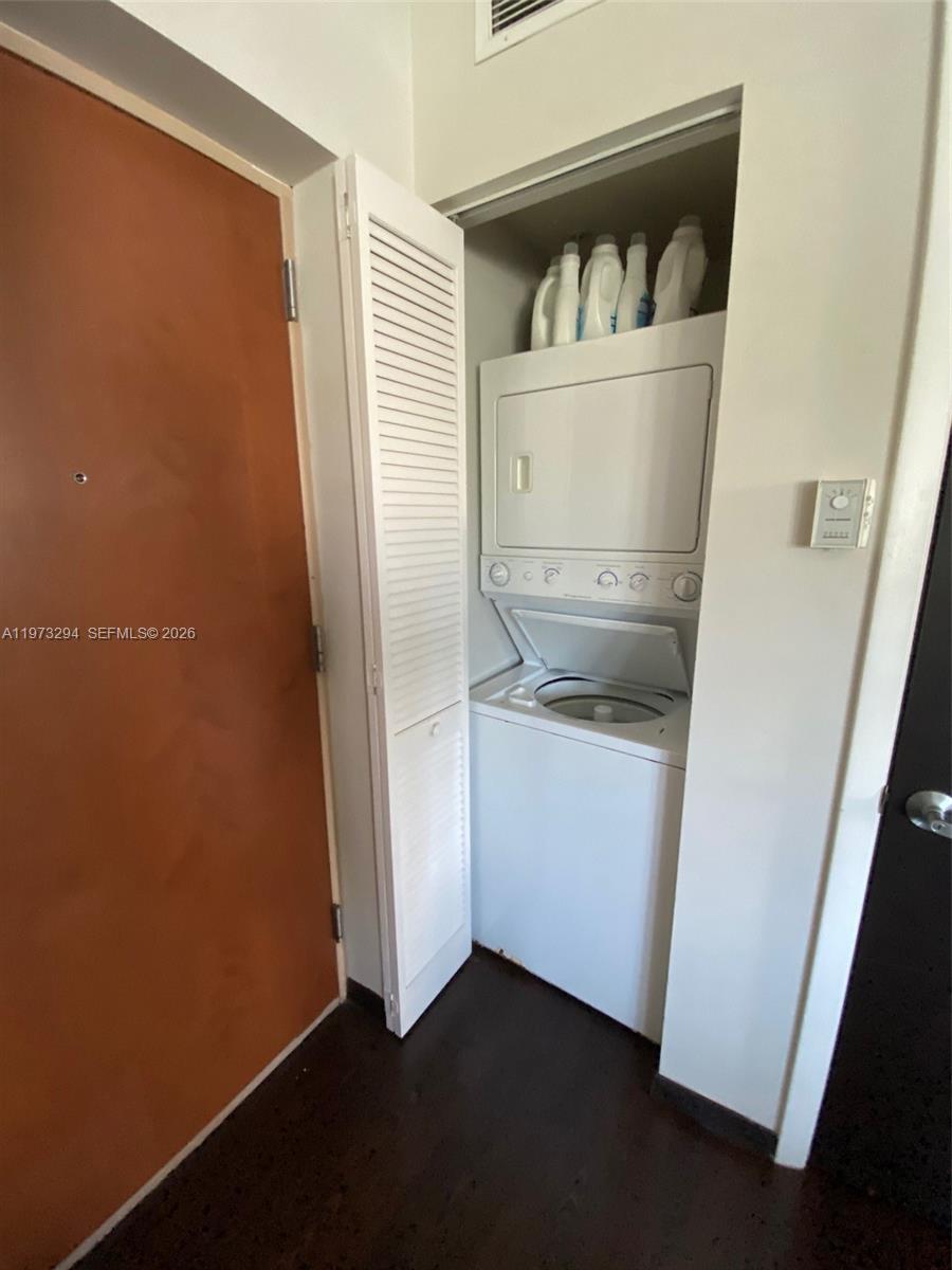 435 21st St #307, Miami Beach FL 33139