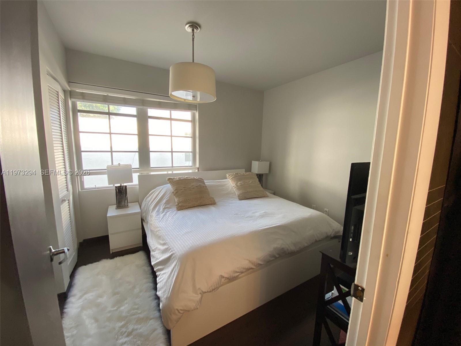 435 21st St #307, Miami Beach FL 33139