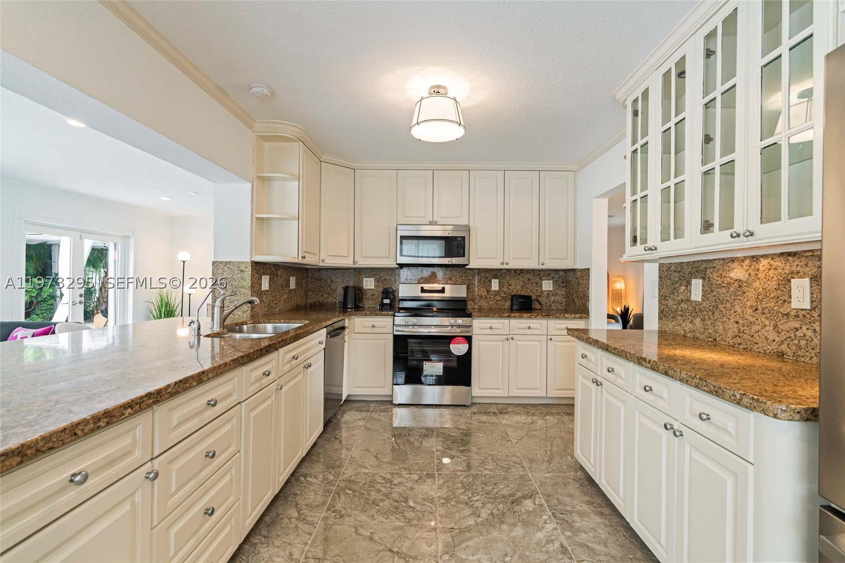 5900 NE 15th Ave, Fort Lauderdale FL 33334