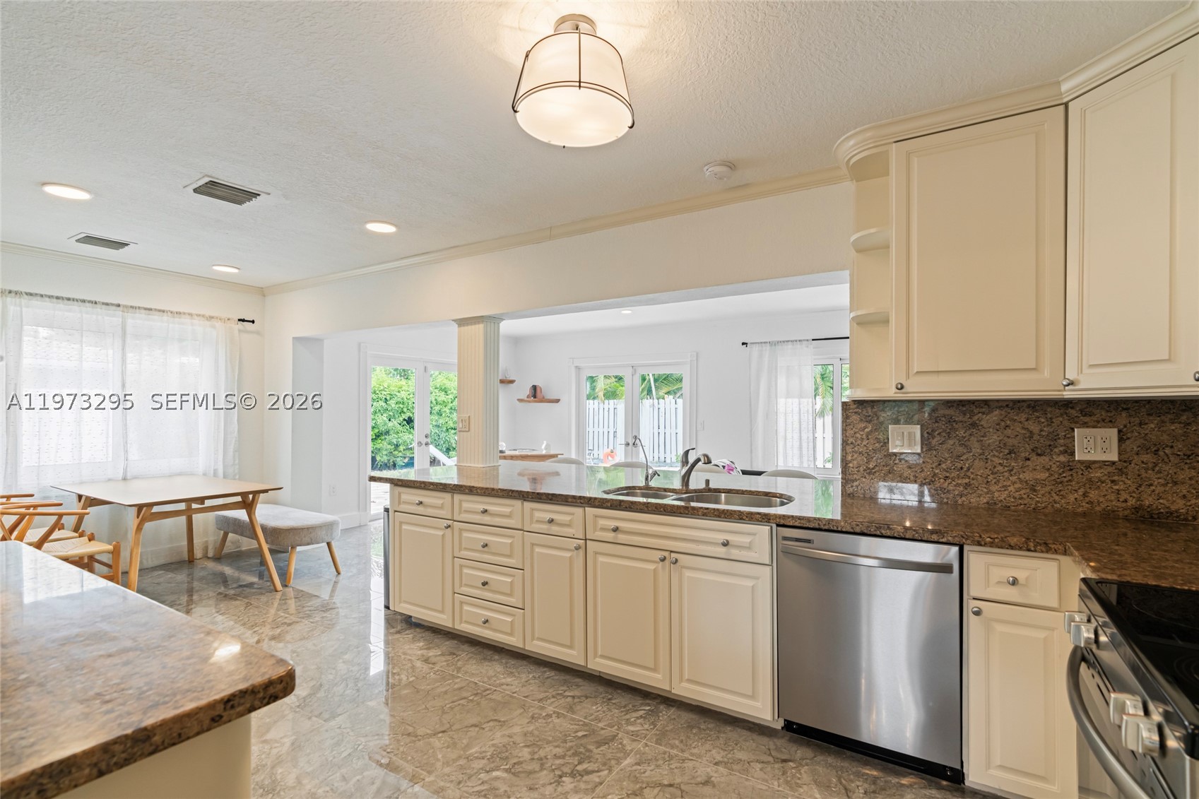 5900 NE 15th Ave, Fort Lauderdale FL 33334