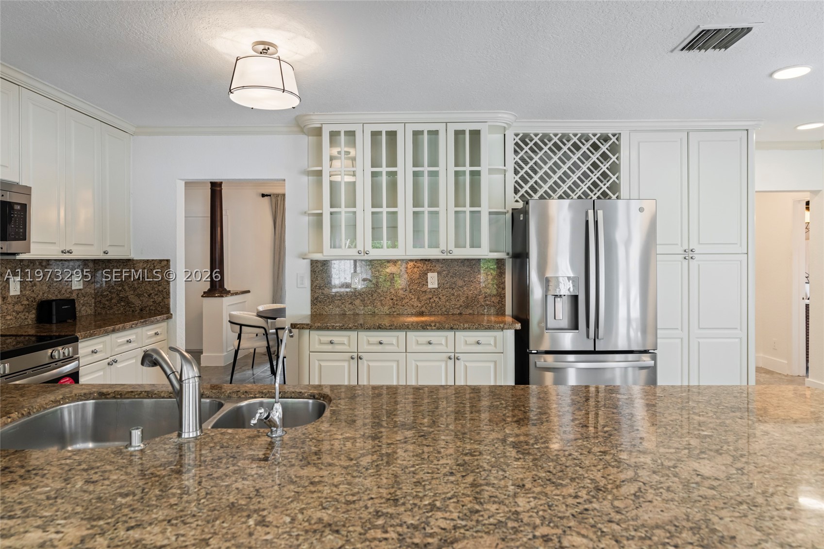 5900 NE 15th Ave, Fort Lauderdale FL 33334