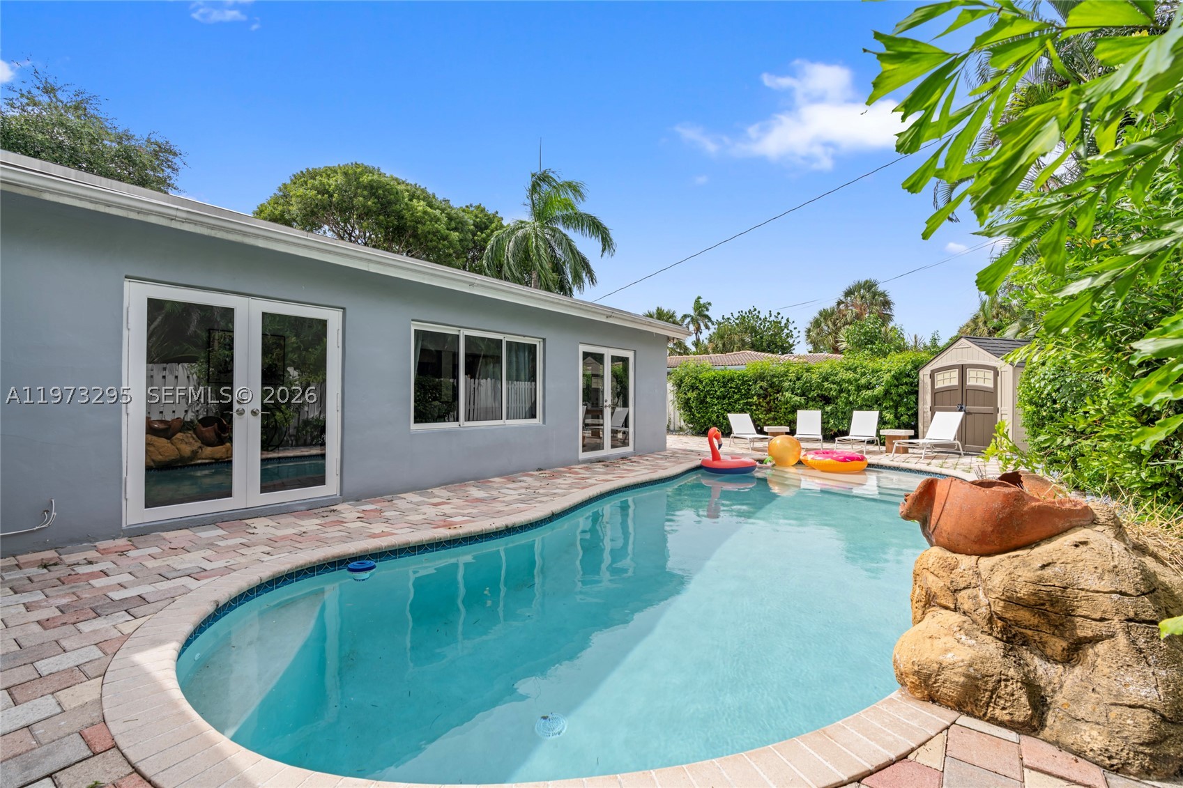 5900 NE 15th Ave, Fort Lauderdale FL 33334