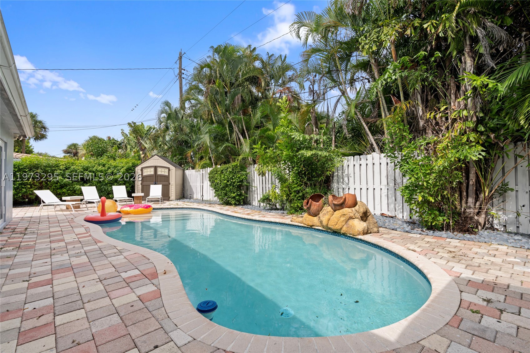 5900 NE 15th Ave, Fort Lauderdale FL 33334