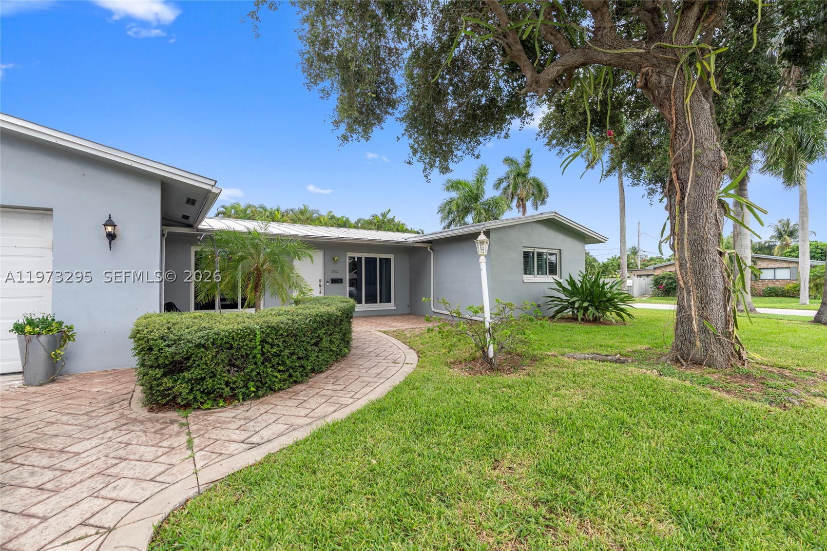 5900 NE 15th Ave, Fort Lauderdale FL 33334