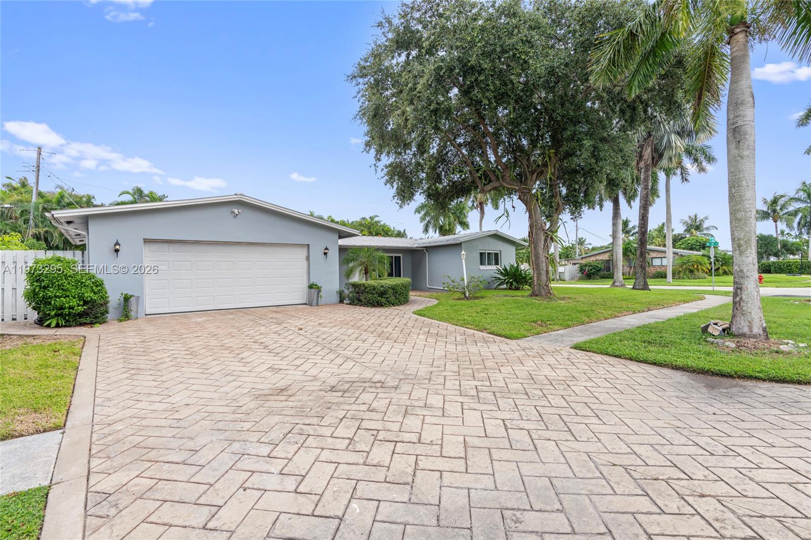 5900 NE 15th Ave, Fort Lauderdale FL 33334