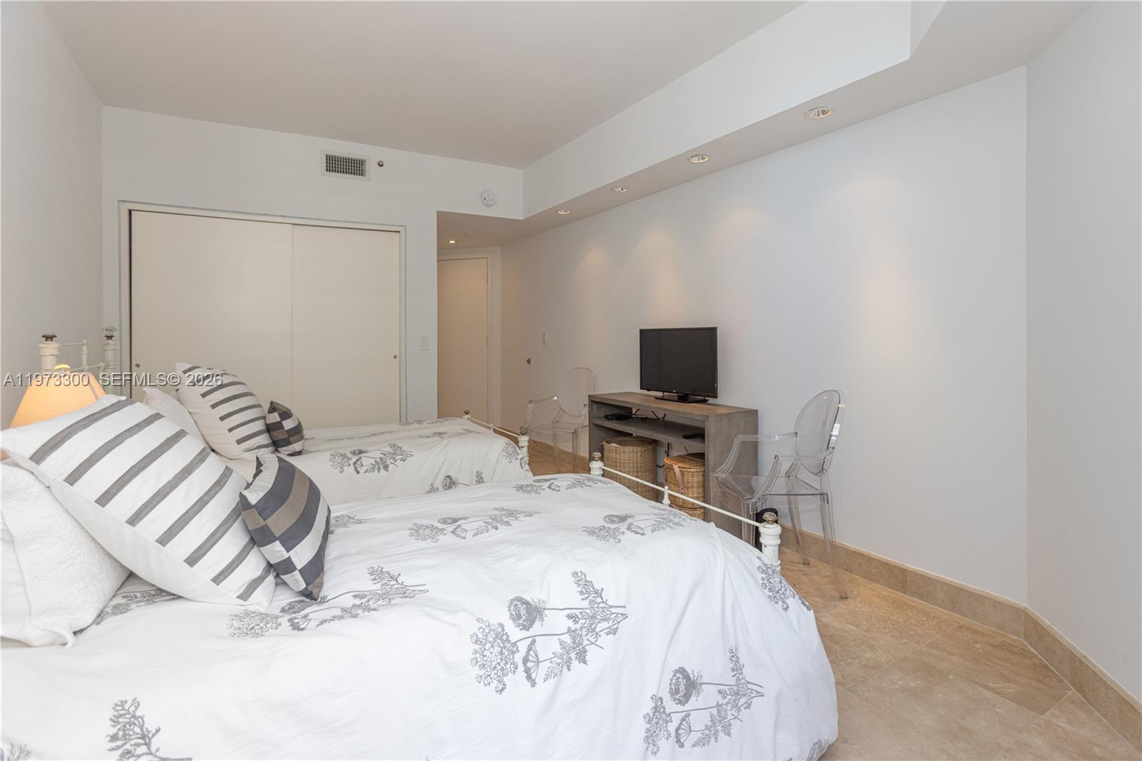 9559 Collins Ave #S7-D, Surfside FL 33154
