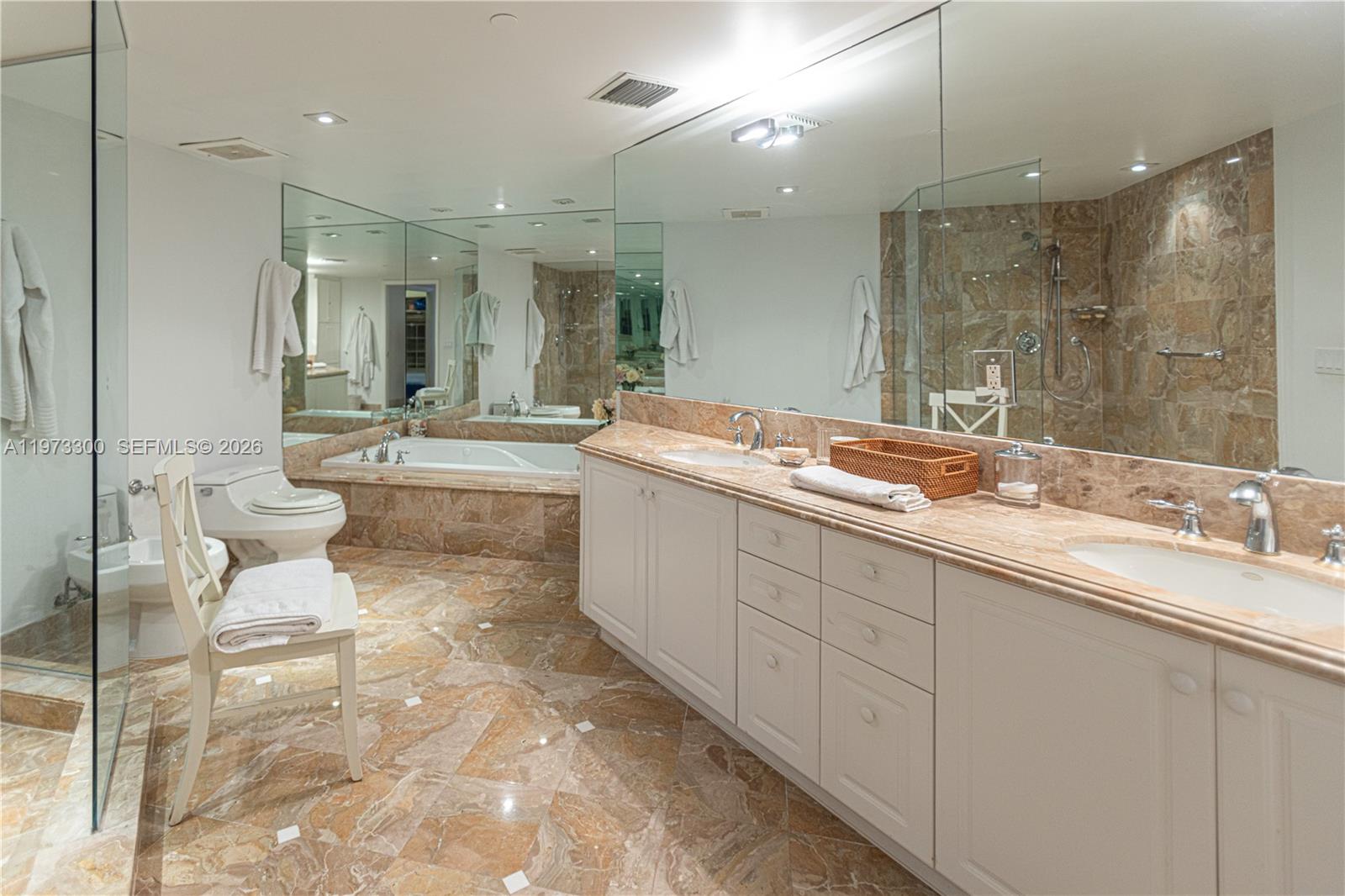 9559 Collins Ave #S7-D, Surfside FL 33154