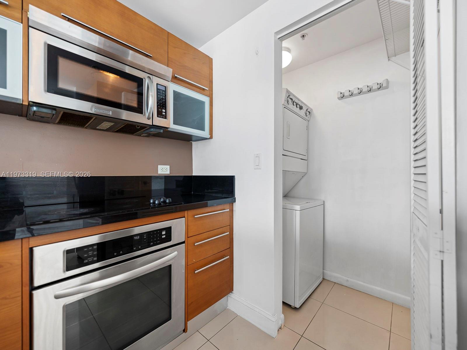 253 NE 2nd St #3108, Miami FL 33132