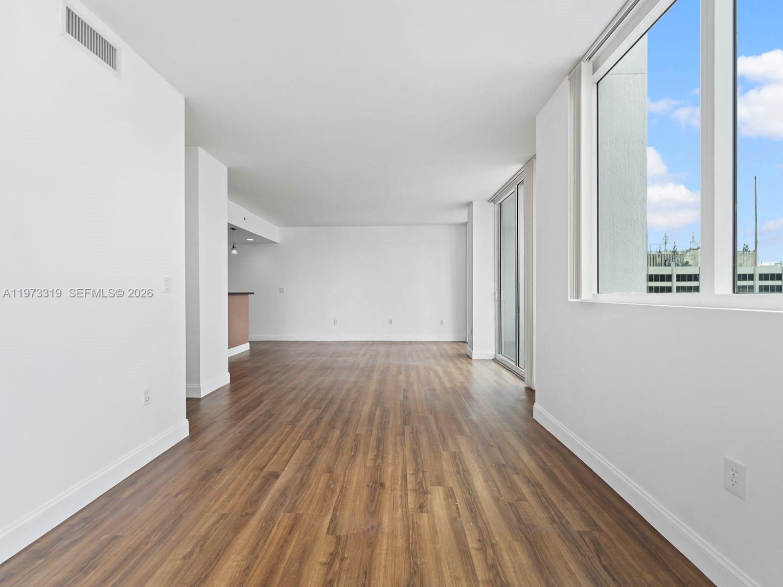 253 NE 2nd St #3108, Miami FL 33132