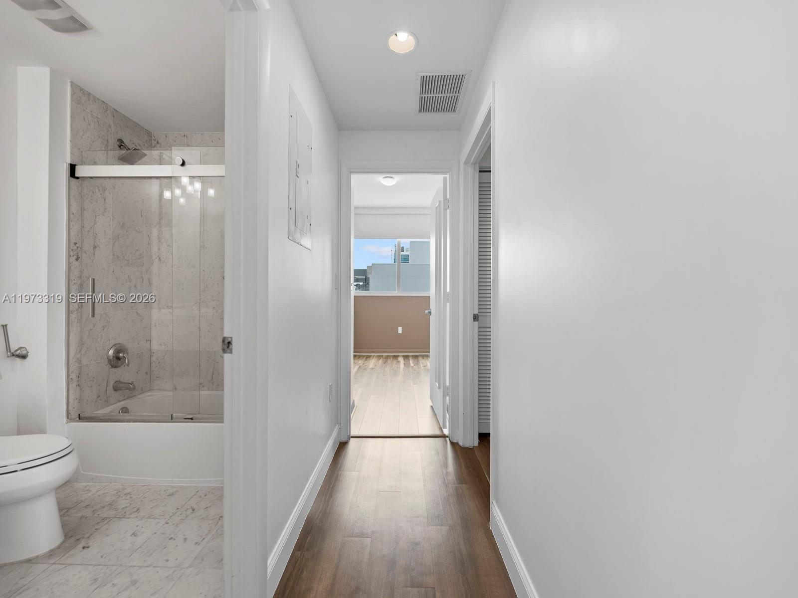 253 NE 2nd St #3108, Miami FL 33132