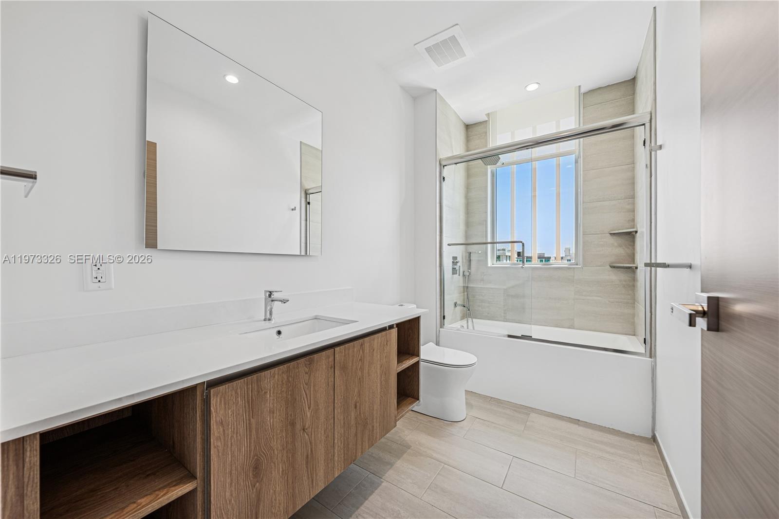 10281 W Bay Harbor Dr #PH1, Bay Harbor Islands FL 33154