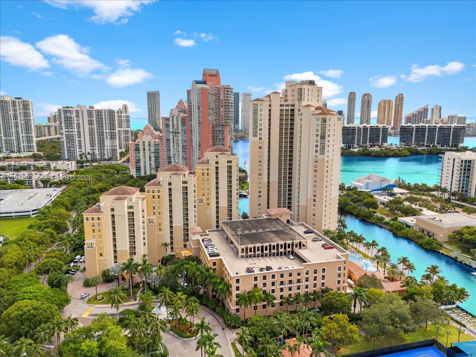 3340 NE 190th St #204, Aventura FL 33180