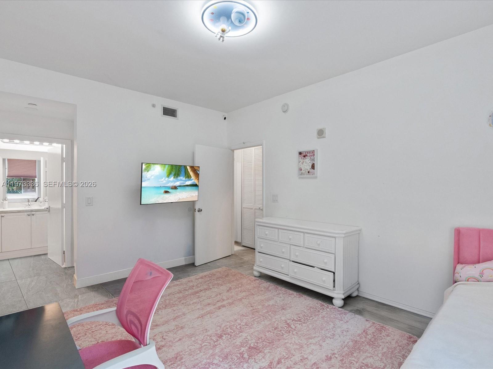 3340 NE 190th St #204, Aventura FL 33180