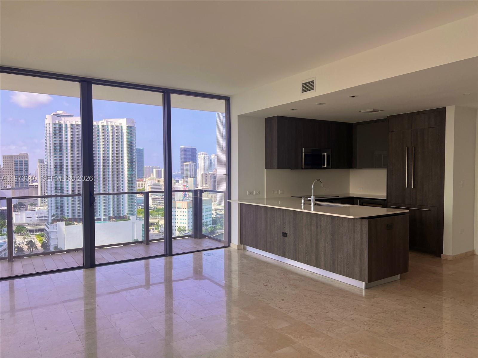 88 SW 7th St #2012, Miami FL 33130