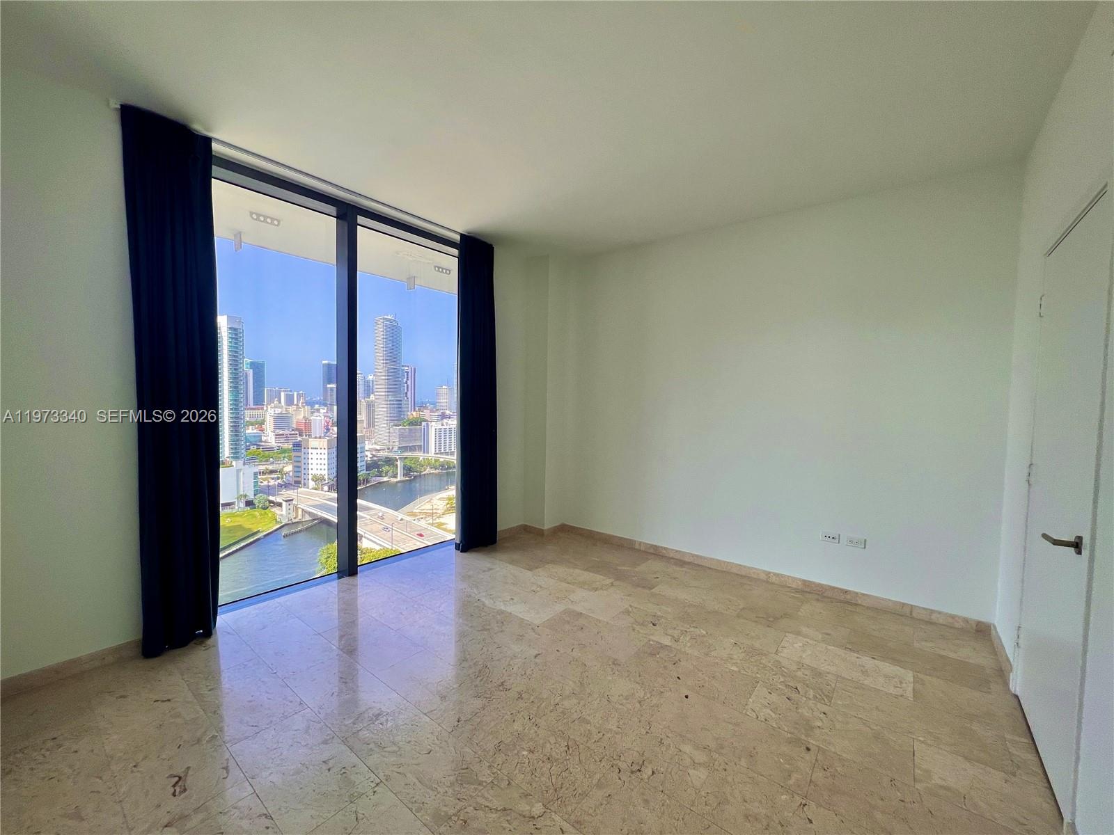 88 SW 7th St #2012, Miami FL 33130