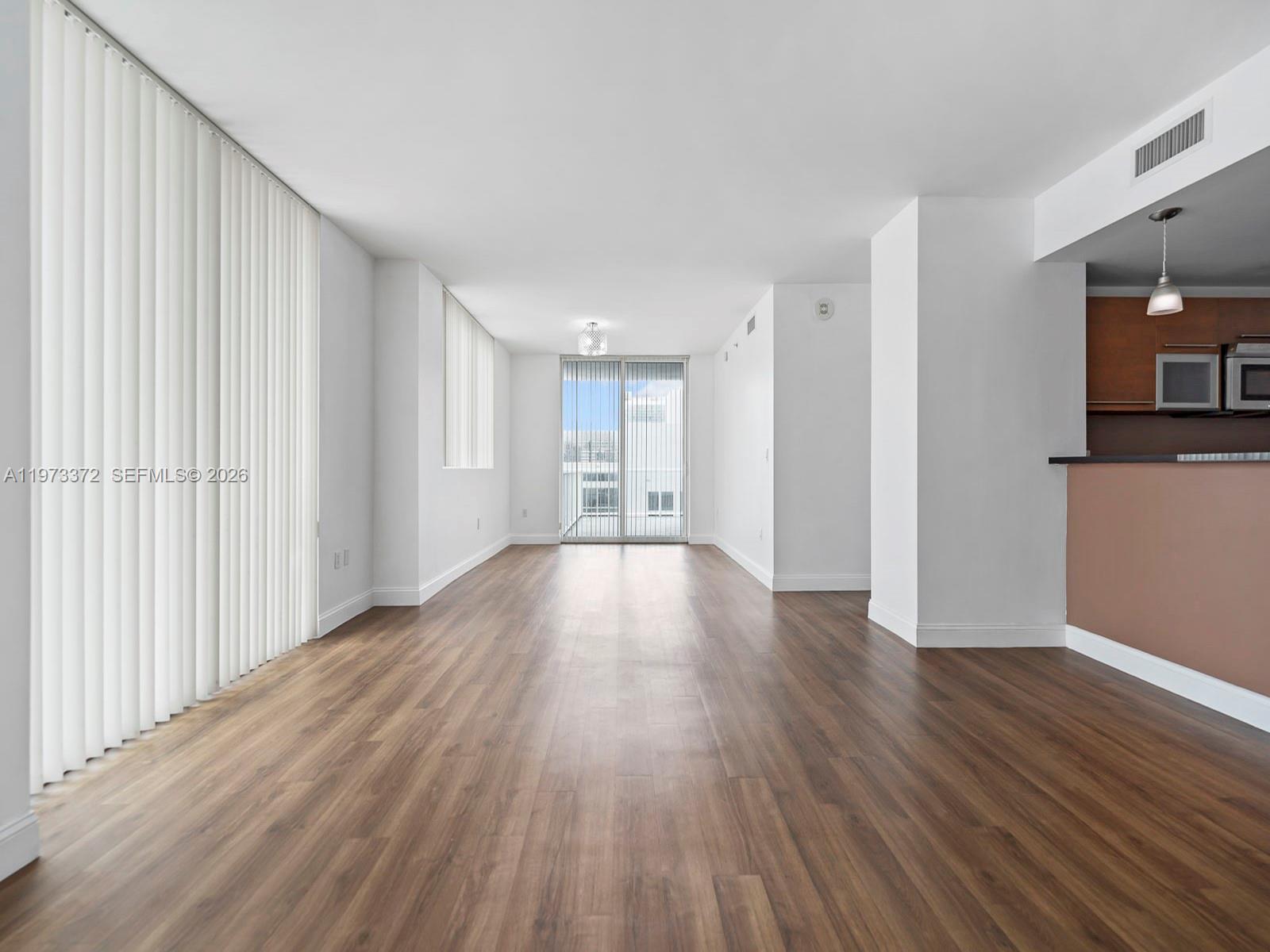 253 NE 2nd St #3108, Miami FL 33132
