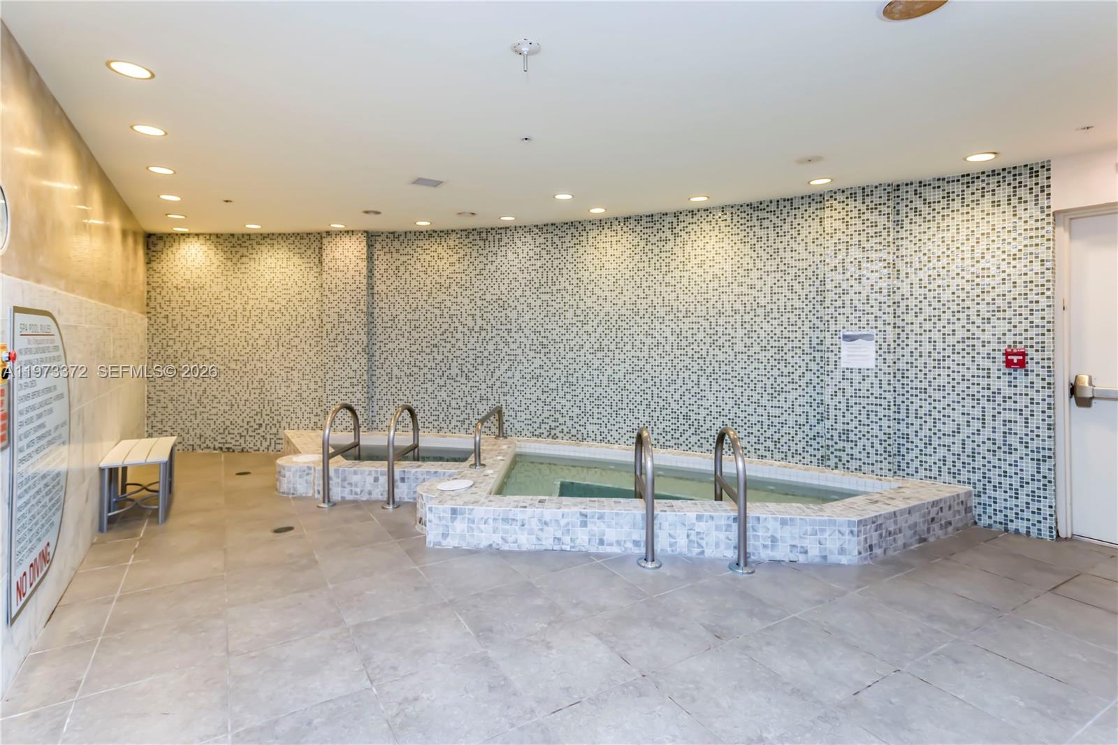 253 NE 2nd St #3108, Miami FL 33132