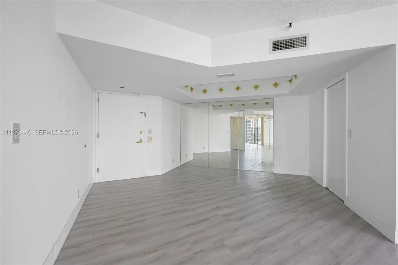19355 Turnberry Way #15G, Aventura FL 33180