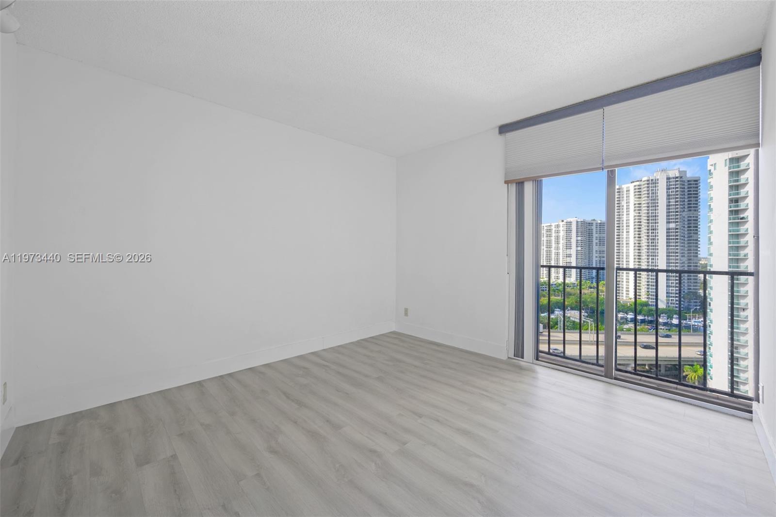 19355 Turnberry Way #15G, Aventura FL 33180