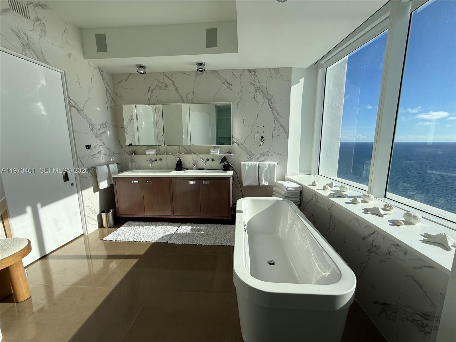 18101 Collins Ave #5509, Sunny Isles Beach FL 33160
