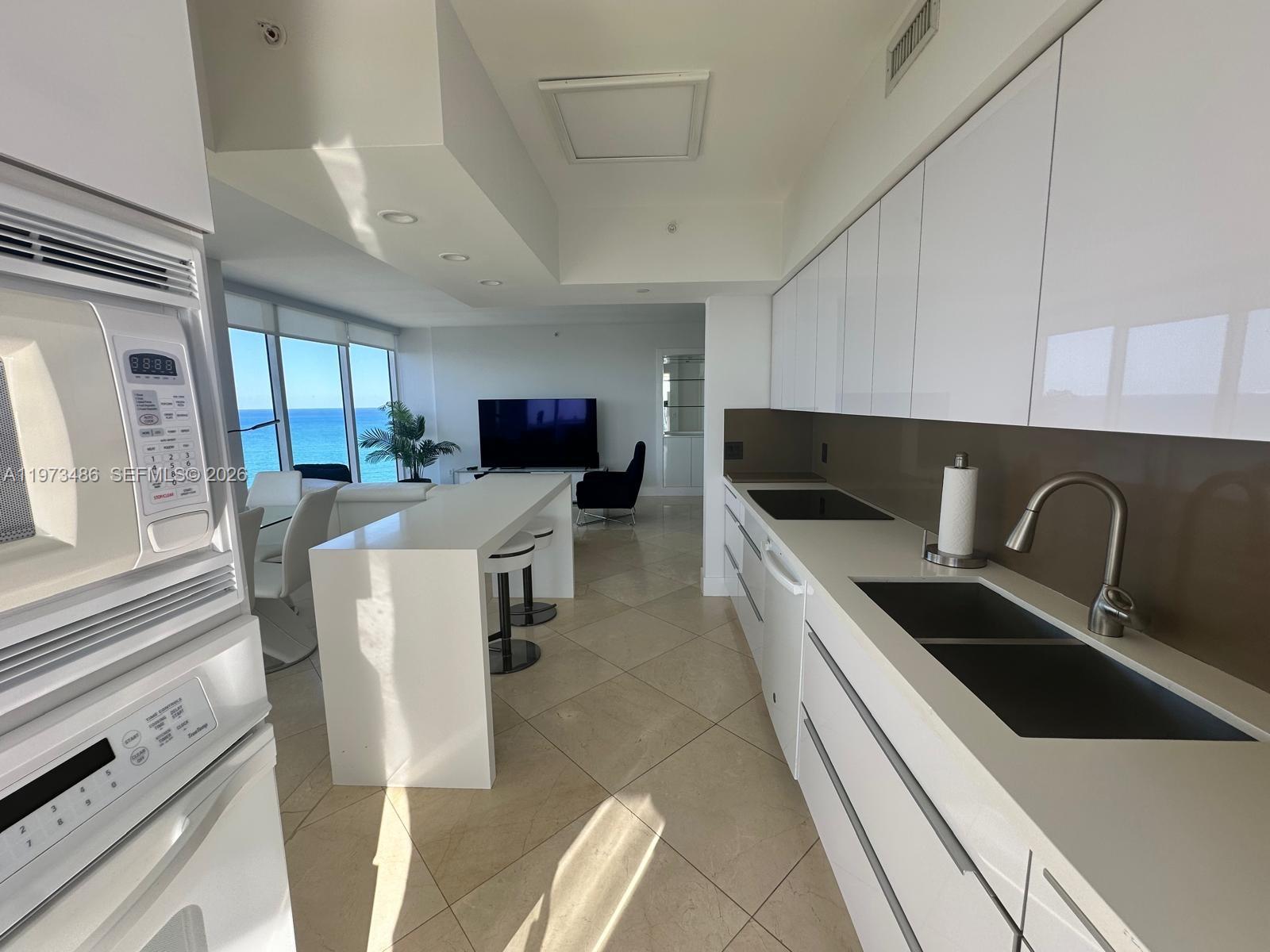 4775 Collins Ave #2407, Miami Beach FL 33140