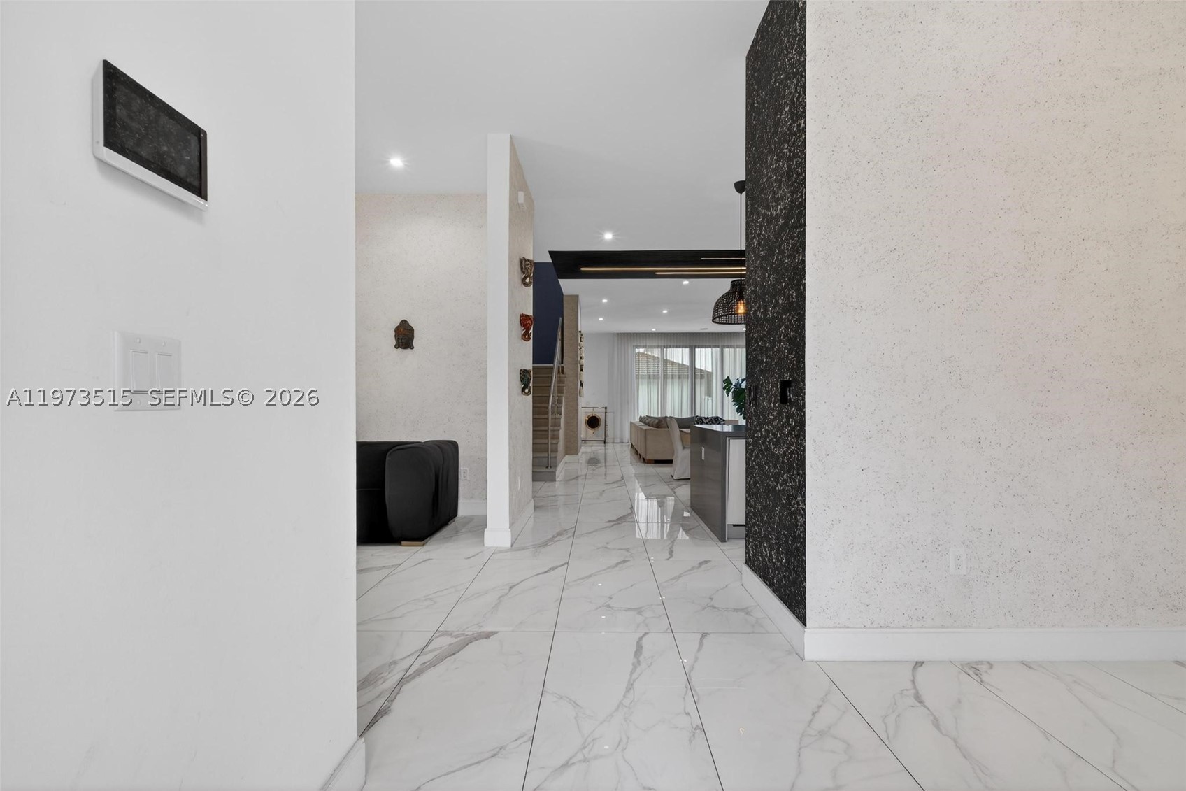 8126 NW 48th Ter, Doral FL 33166
