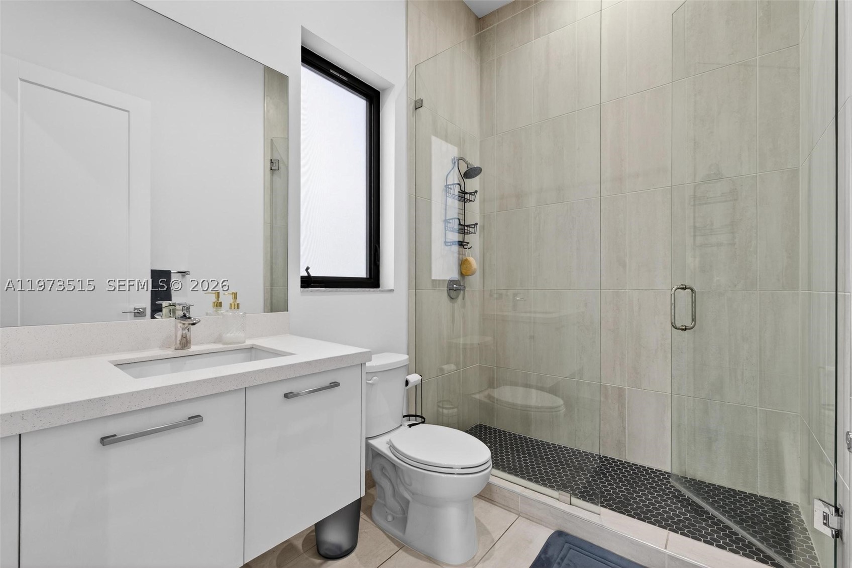 8126 NW 48th Ter, Doral FL 33166