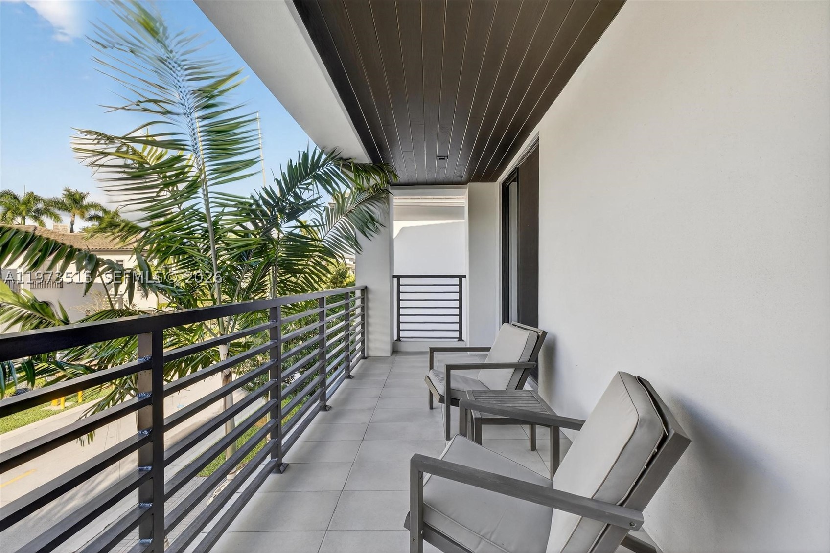 8126 NW 48th Ter, Doral FL 33166