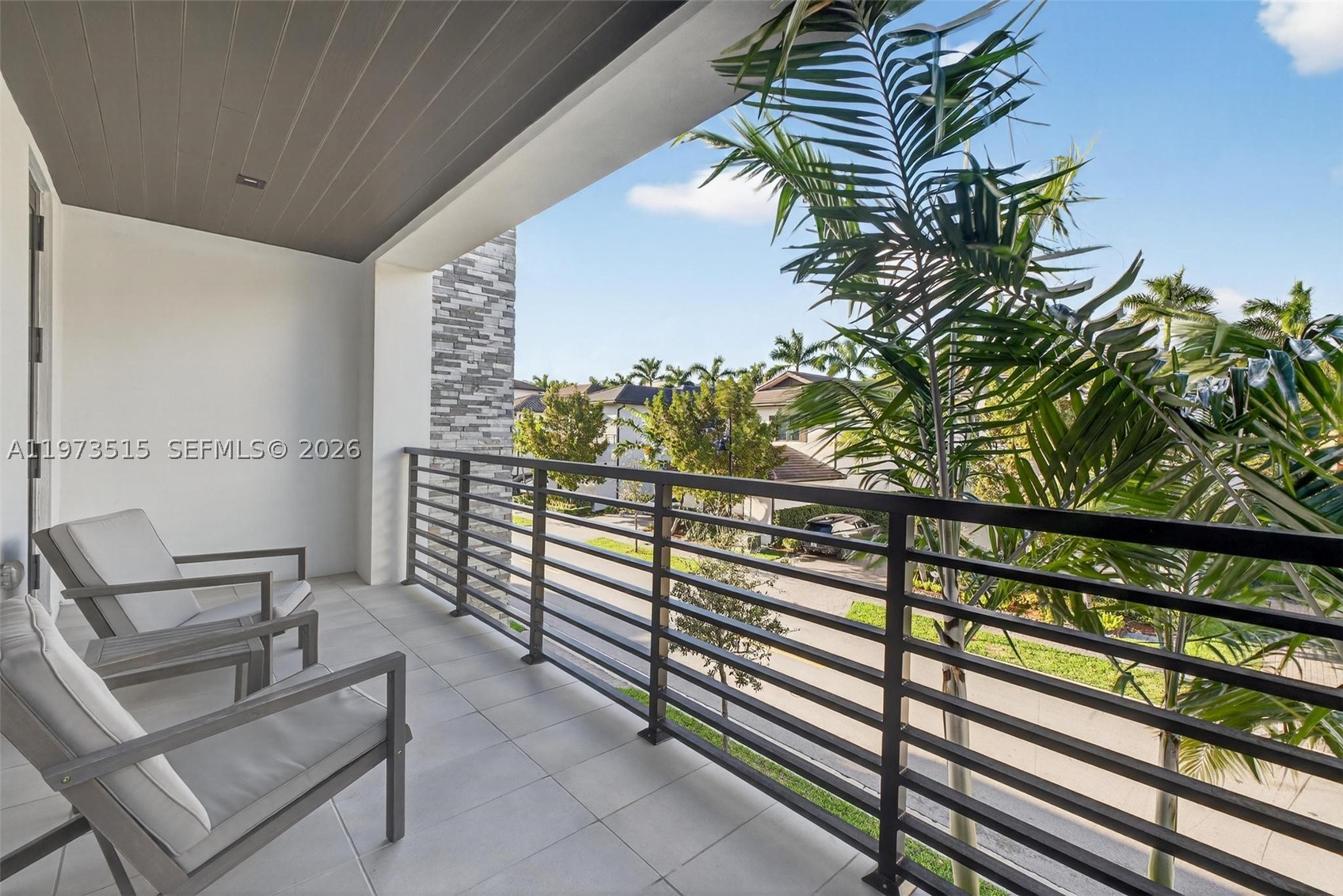 8126 NW 48th Ter, Doral FL 33166