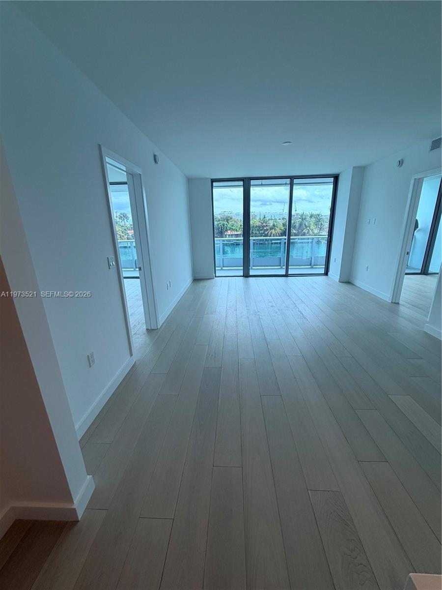 9201 E Bay Harbor Dr #303, Bay Harbor Islands FL 33154